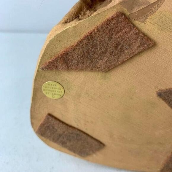 Dave Grossman Girl with Lamb Carving - Picture 8 of 8